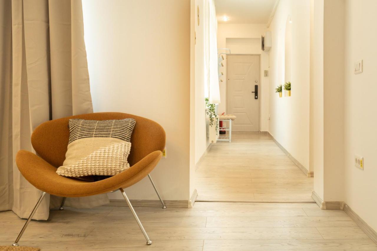 Ideal Stay: Spacious 2Br Apt Near Calea Victoriei Bukarest Exteriör bild