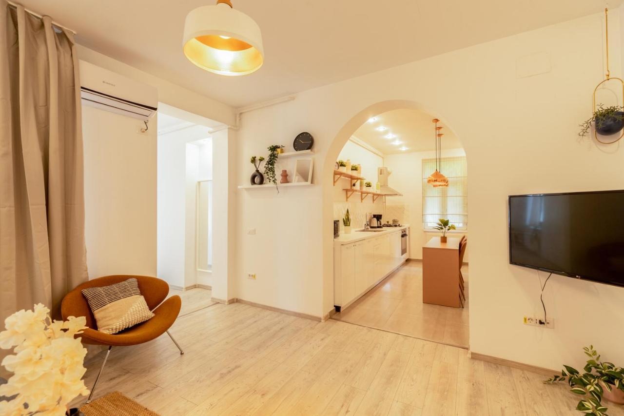 Ideal Stay: Spacious 2Br Apt Near Calea Victoriei Bukarest Exteriör bild